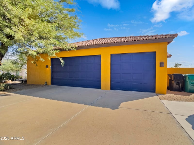 2629 Hall Cir, Mesa, AZ 85203