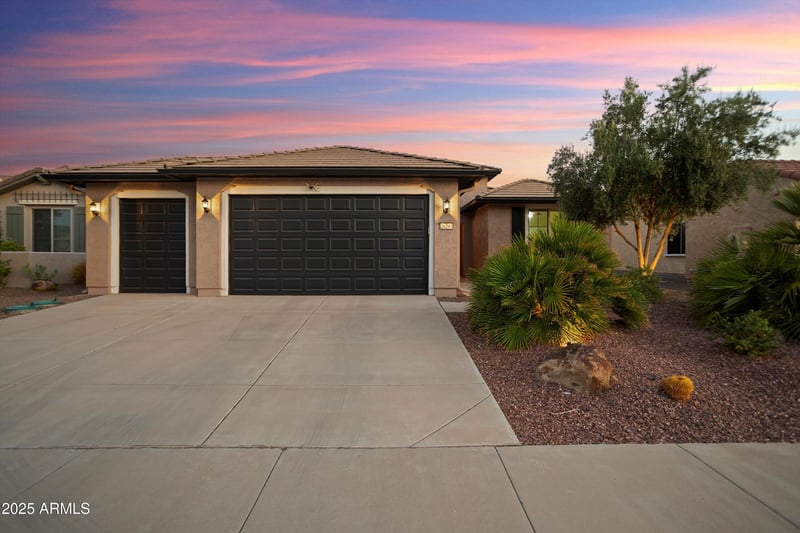 26297 Burnett Rd, Buckeye, AZ 85396