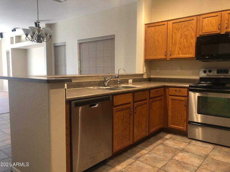 263 E Cheyenne Rd, San Tan Valley, AZ 85143