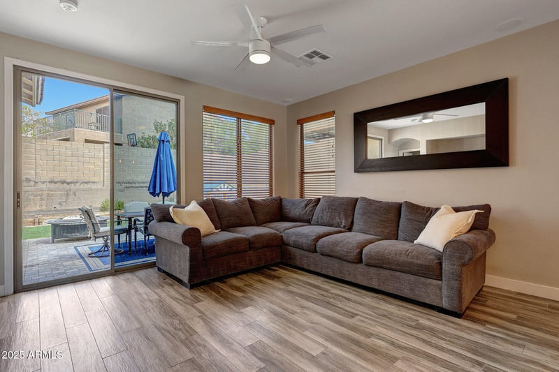 2630 Florentine Rd, Phoenix, AZ 85086