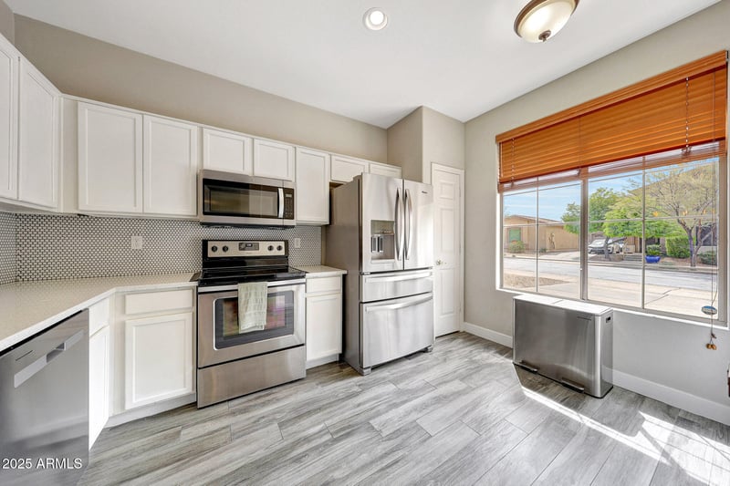 2630 Florentine Rd, Phoenix, AZ 85086