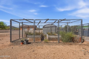 2630 Irvine Rd, Phoenix, AZ 85086