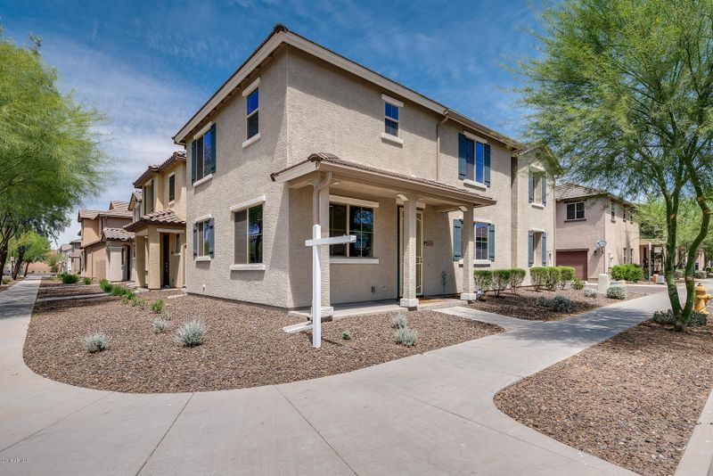 2630 N 73rd Dr, Phoenix, AZ 85035