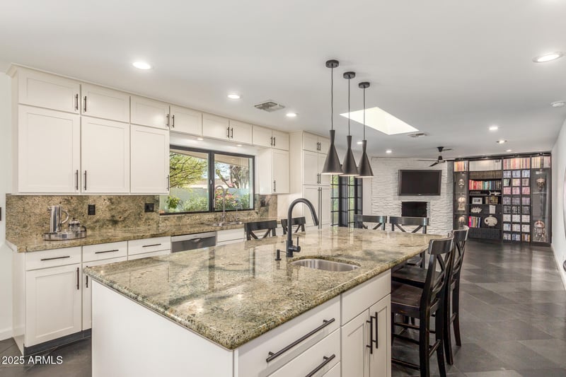 2630 W Javelina Ave, Mesa, AZ 85202