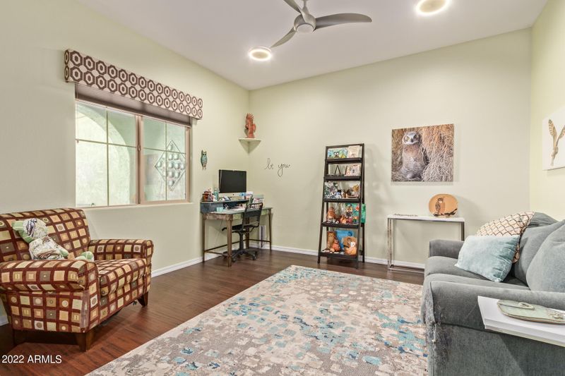 26309 W Firehawk Dr, Buckeye, AZ 85396