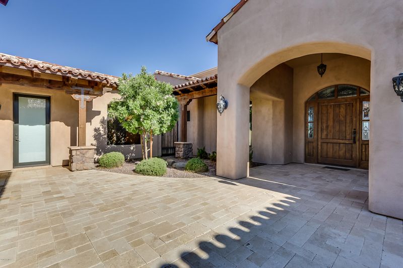 2631 E Pelican Ct, Gilbert, AZ 85297