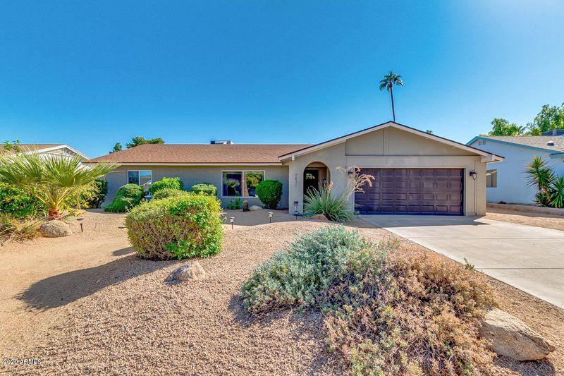 2631 E Sahuaro Dr, Phoenix, AZ 85028