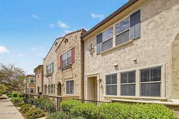 2631 Sulley Dr #104, Gilbert, AZ 85295