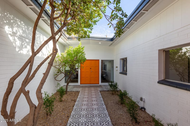 2632 Mountain View Rd, Phoenix, AZ 85028