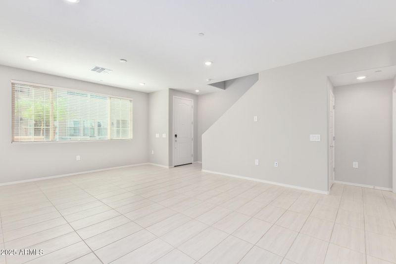 2632 S Peppertree Dr #104, Gilbert, AZ 85295