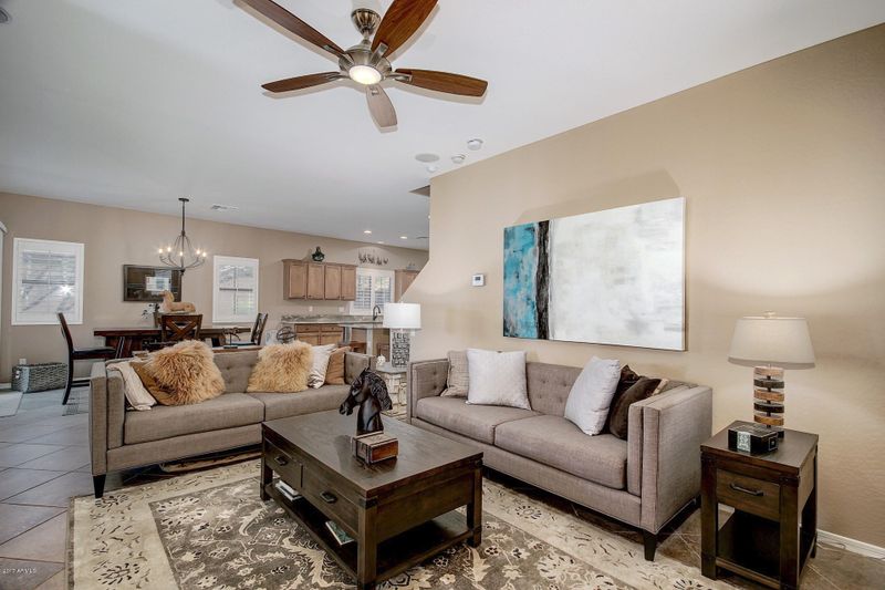26321 N Babbling Brook Dr, Phoenix, AZ 85083