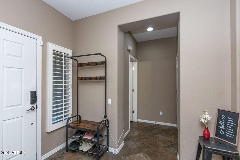26329 Babbling Brook Dr, Phoenix, AZ 85083