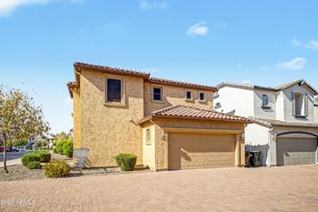 26329 N Babbling Brook Dr, Phoenix, AZ 85083