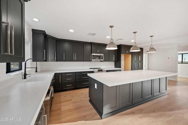 2633 80th St, Mesa, AZ 85207