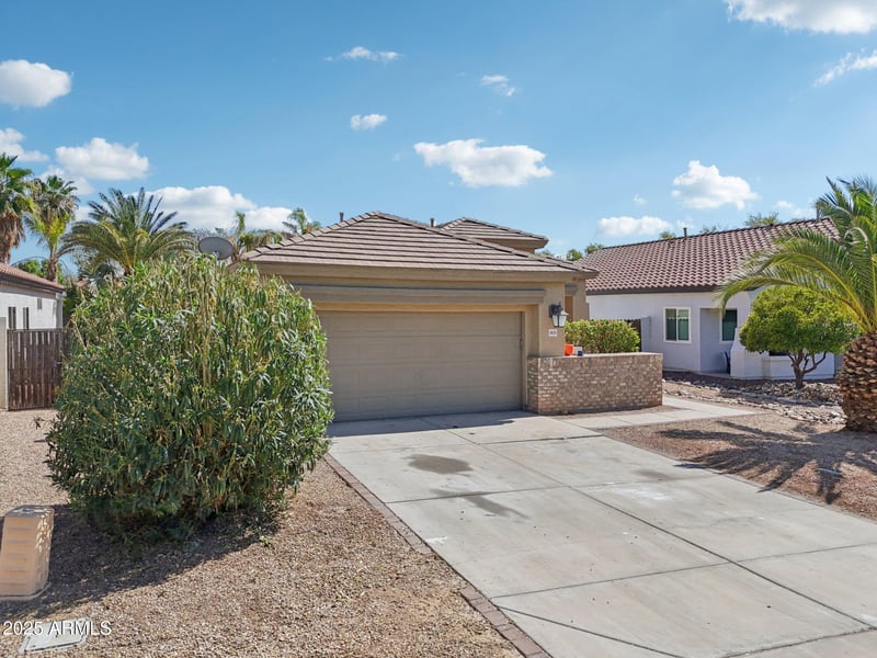 2633 Calle Del Norte Dr, Gilbert, AZ 85296