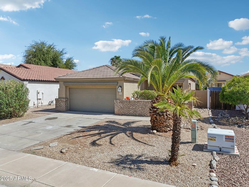 2633 Calle Del Norte Dr, Gilbert, AZ 85296