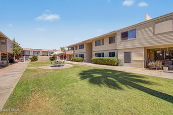 2633 Rose Ln #B114, Phoenix, AZ 85017