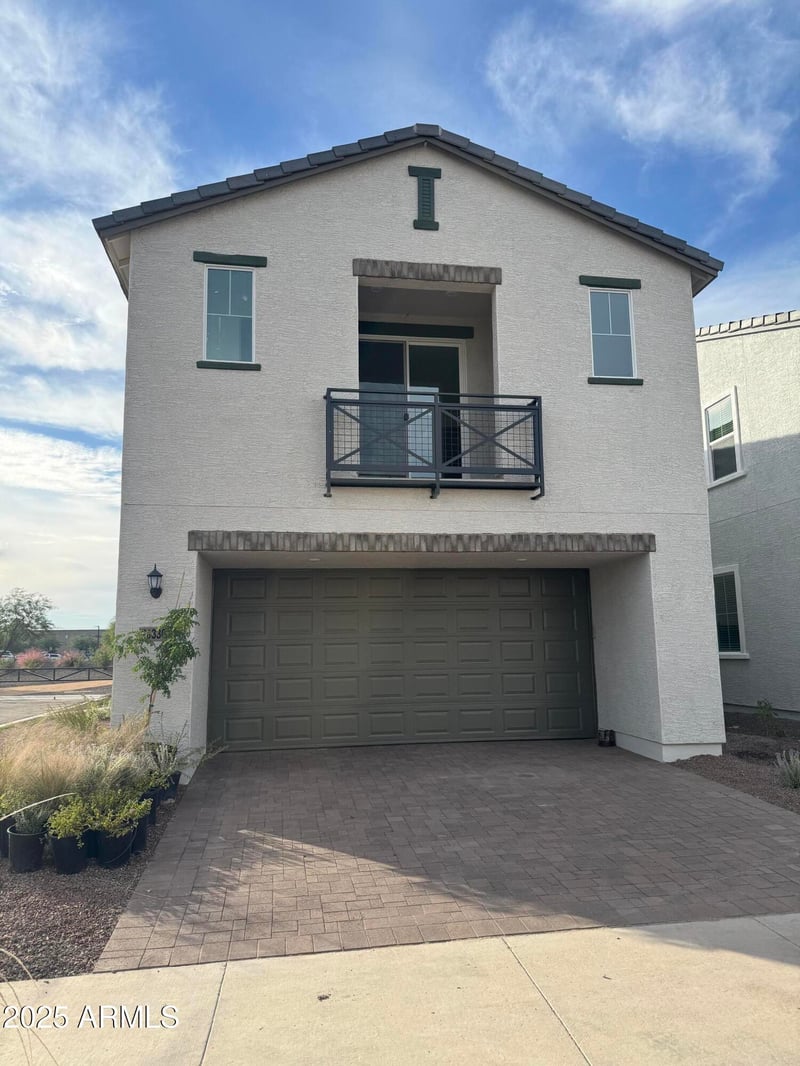 26330 24th Glen, Phoenix, AZ 85085