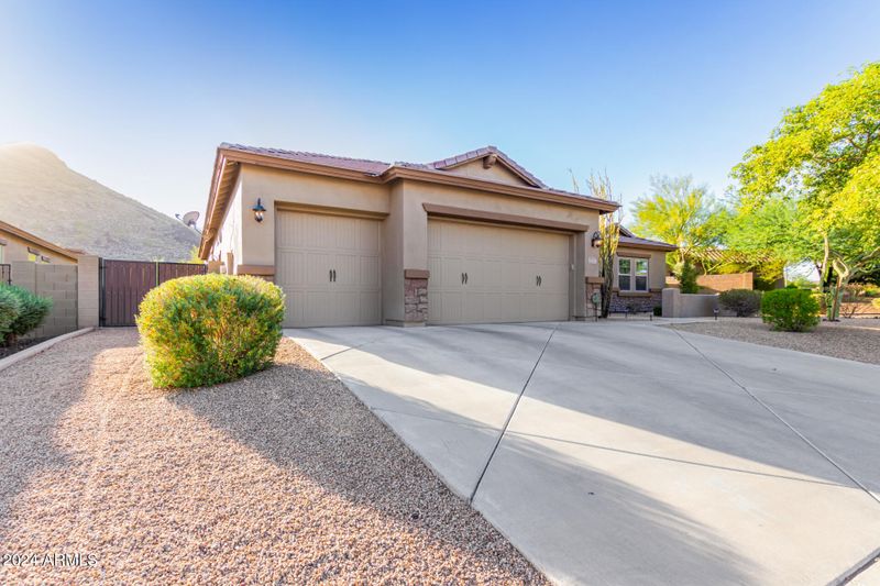 26330 N 56th Dr, Phoenix, AZ 85083