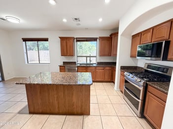 2634 Ridge Creek Rd, Phoenix, AZ 85024