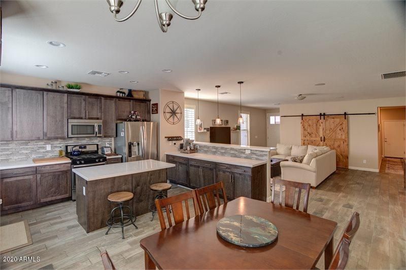 2635 N Walker Way, Phoenix, AZ 85008