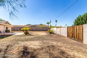 2636 Brown St, Phoenix, AZ 85028