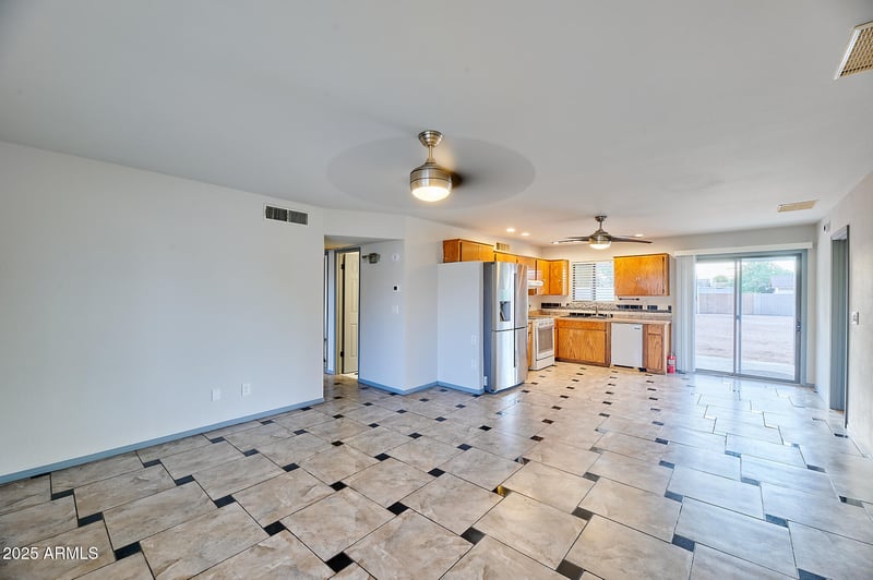 2636 Campo Bello Dr, Phoenix, AZ 85032