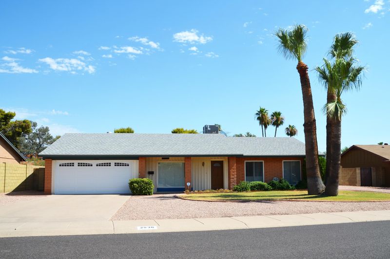 2636 E North Ln, Phoenix, AZ 85028