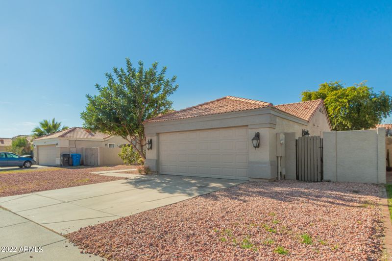 2636 N 86th Dr, Phoenix, AZ 85037