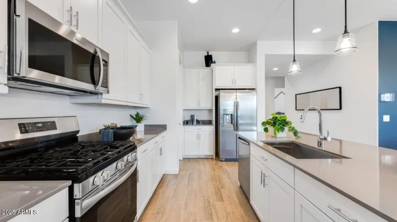 26367 79th Dr, Peoria, AZ 85383
