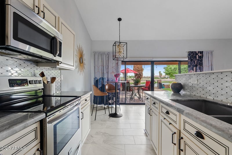 2639 62nd St, Mesa, AZ 85215