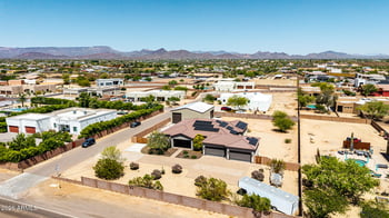 2639 Lavitt Ln, Phoenix, AZ 85086