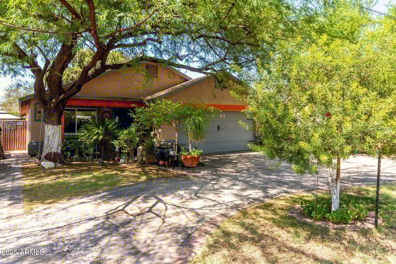 2640 28th Pl, Phoenix, AZ 85008