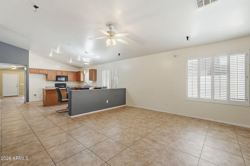 2640 Cowboy Cove Trl, San Tan Valley, AZ 85143