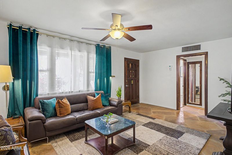 2640 W Luke Ave, Phoenix, AZ 85017