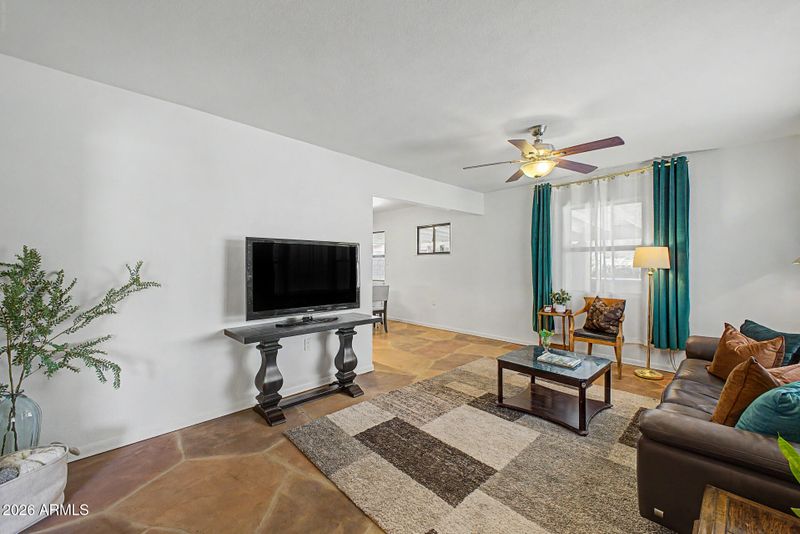 2640 W Luke Ave, Phoenix, AZ 85017