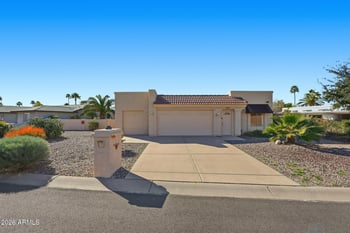26402 Lakemont Dr, Sun Lakes, AZ 85248