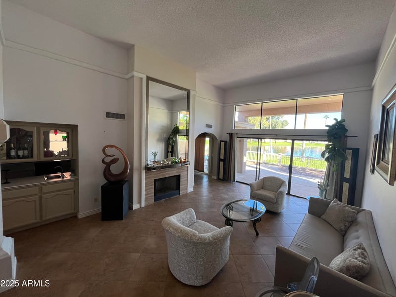 26413 Lakemont Dr, Sun Lakes, AZ 85248