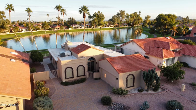 26413 Lakemont Dr, Sun Lakes, AZ 85248