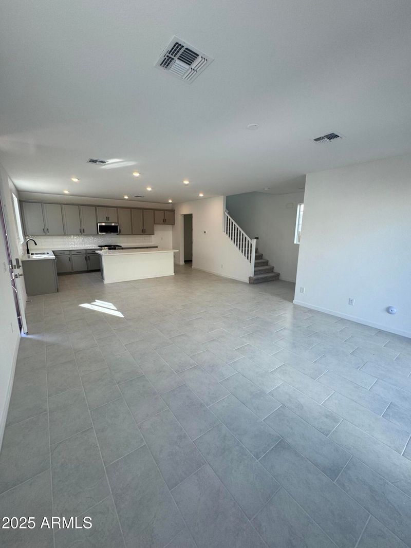 26413 N 24th Glen, Phoenix, AZ 85085