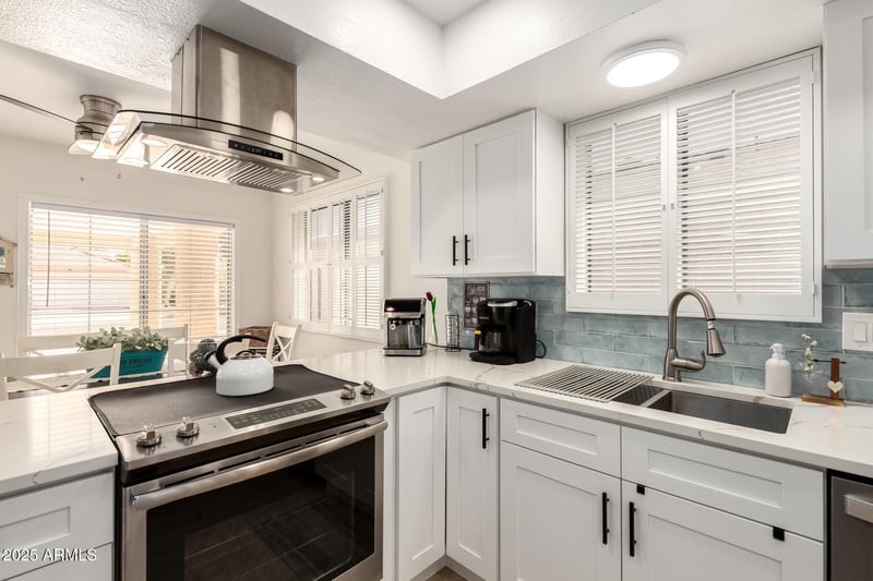 26414 Lakemont Dr, Sun Lakes, AZ 85248