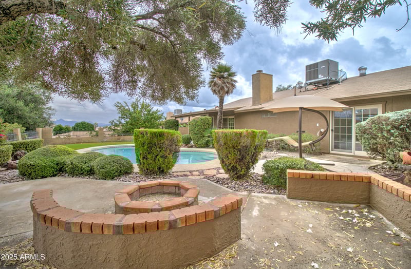 2642 Claire Dr, Phoenix, AZ 85032