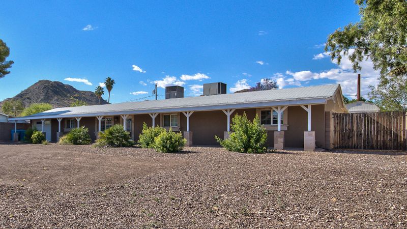 2642 E Sweetwater Ave, Phoenix, AZ 85032