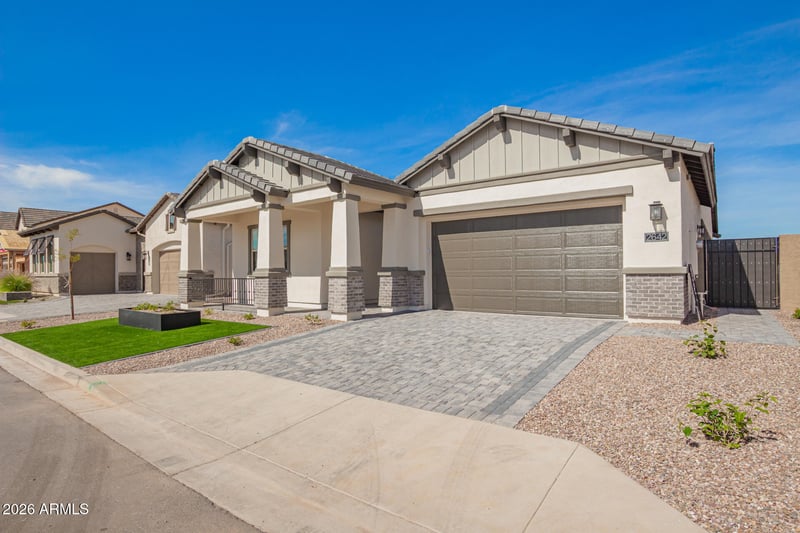 2642 E Virginia St, Mesa, AZ 85213