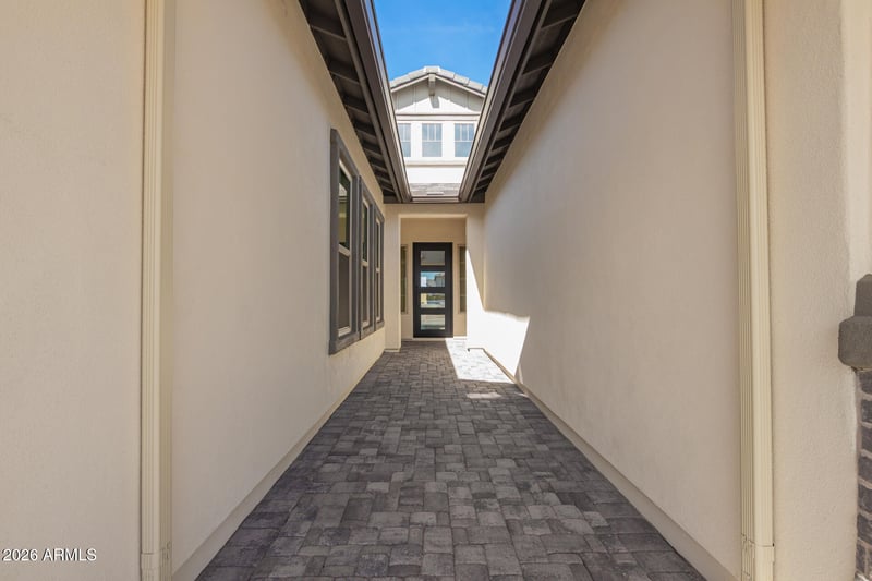 2642 E Virginia St, Mesa, AZ 85213