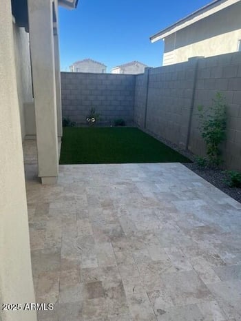 26421 22nd Dr, Phoenix, AZ 85085