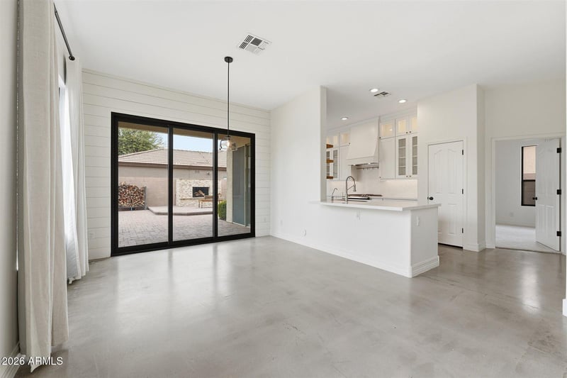 26428 N 42nd Pl, Phoenix, AZ 85050
