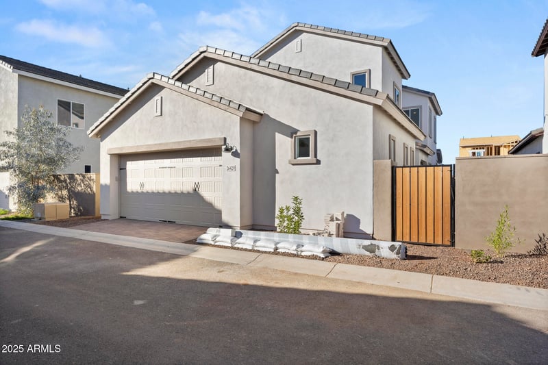 26429 22nd Dr, Phoenix, AZ 85085