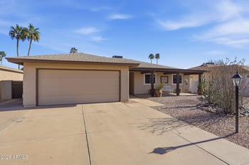 26429 Greencastle Dr, Sun Lakes, AZ 85248