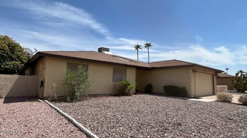 26429 S New Town Dr, Sun Lakes, AZ 85248